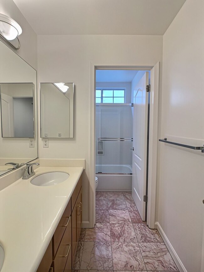Building Photo - 2997 Briona Ct