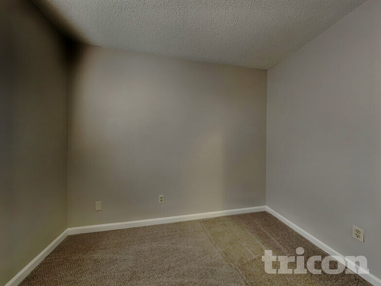 Building Photo - 748 La Cruz Ln
