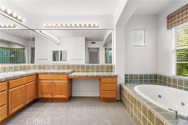 Building Photo - 54 Laurelhurst Dr