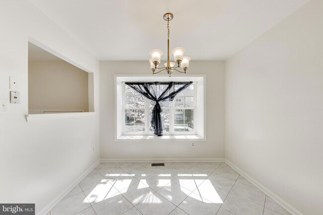 Building Photo - 3548 Softwood Terrace