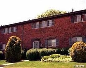 Building Photo - 19609 W 12 Mile Rd