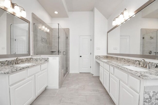 Building Photo - 1411 Upland Arbor Dr