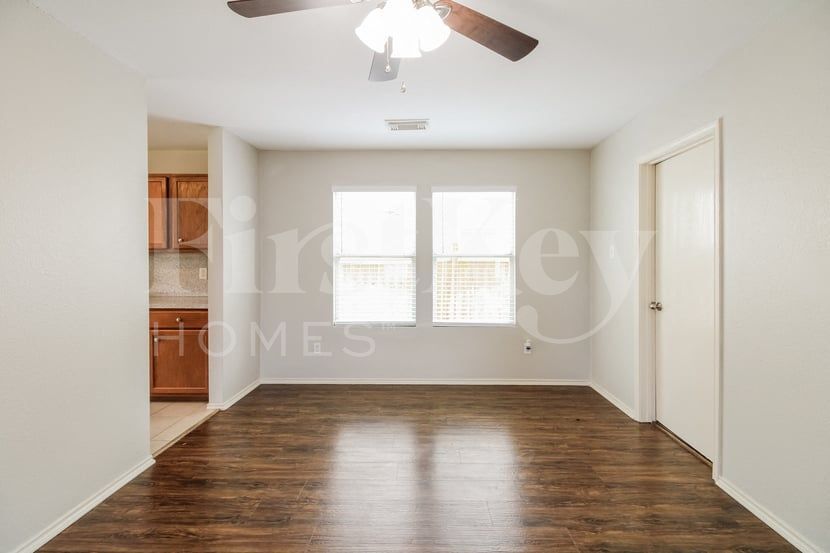 Building Photo - 20118 Mountaindale Drive