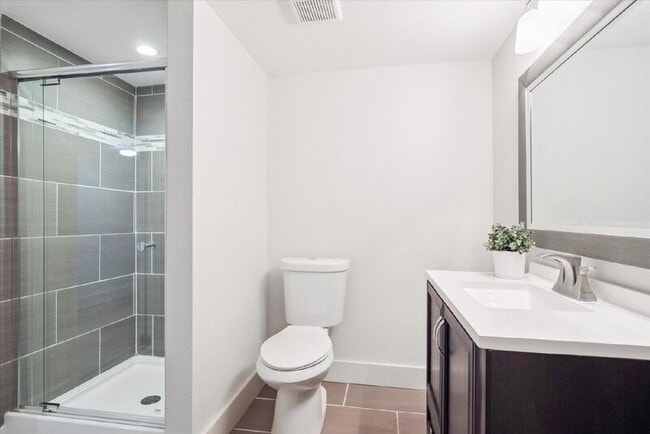 Building Photo - 8056 S Krameria Way