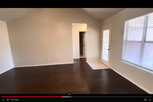 Building Photo - Awesome home in quiet. Culdesac