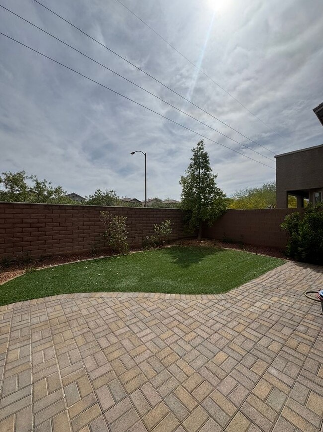 Building Photo - Brand New Home for Rent in Mountains Edge