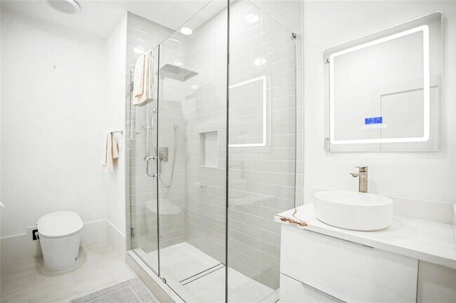 Building Photo - 507 Karen Ln