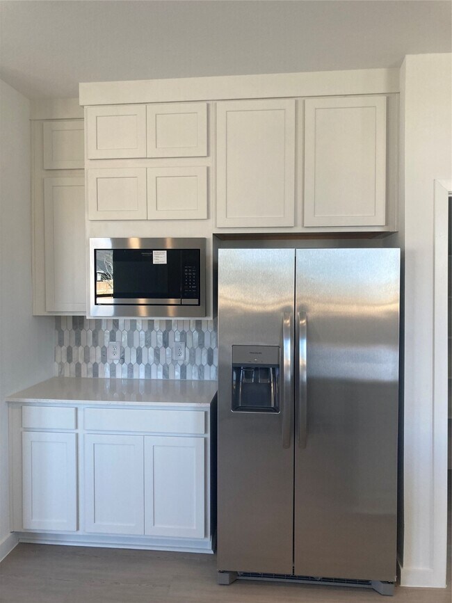 Building Photo - 9014 Marbled Duck Dr