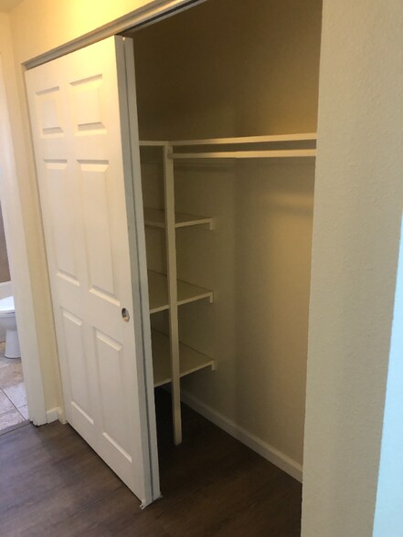 Building Photo - 1026 17th Ave