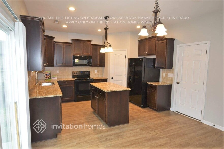 Building Photo - 540 McCarthy Dr