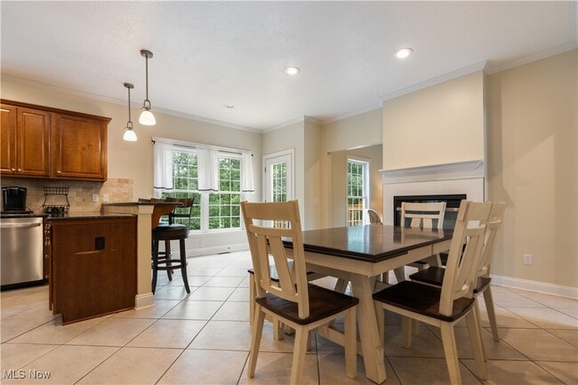 Building Photo - 7335 Bentham Cir NW