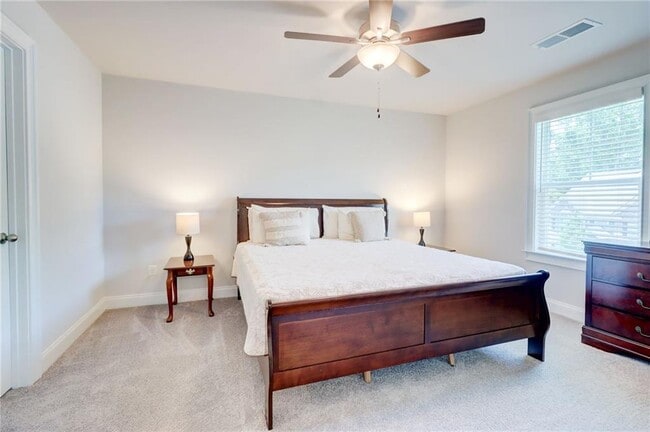 Building Photo - 774 Phil Haven Ln