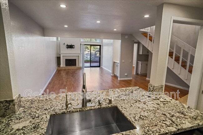 Building Photo - 23116 Yvette Ln