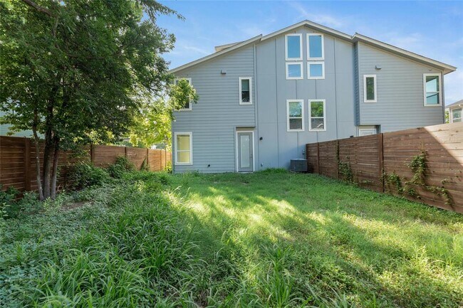 Building Photo - 1114 Walton Ln