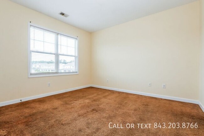 Building Photo - 336 Kiskadee Loop