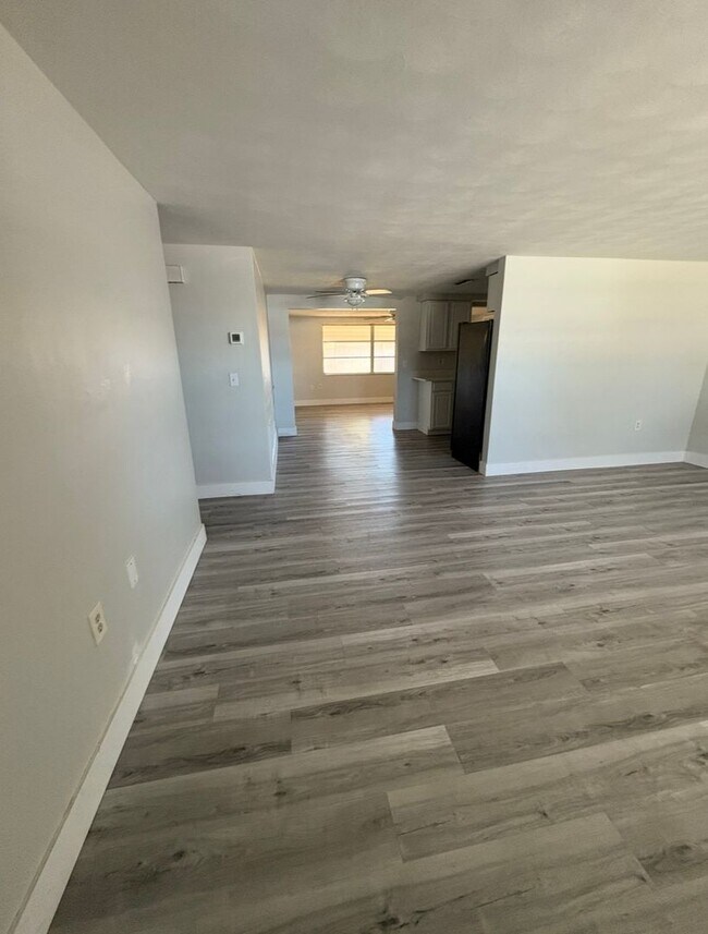 Building Photo - 3606 Blackhawk Dr