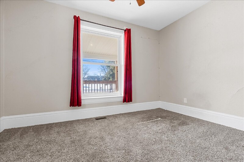 Building Photo - 412 W Genesee St