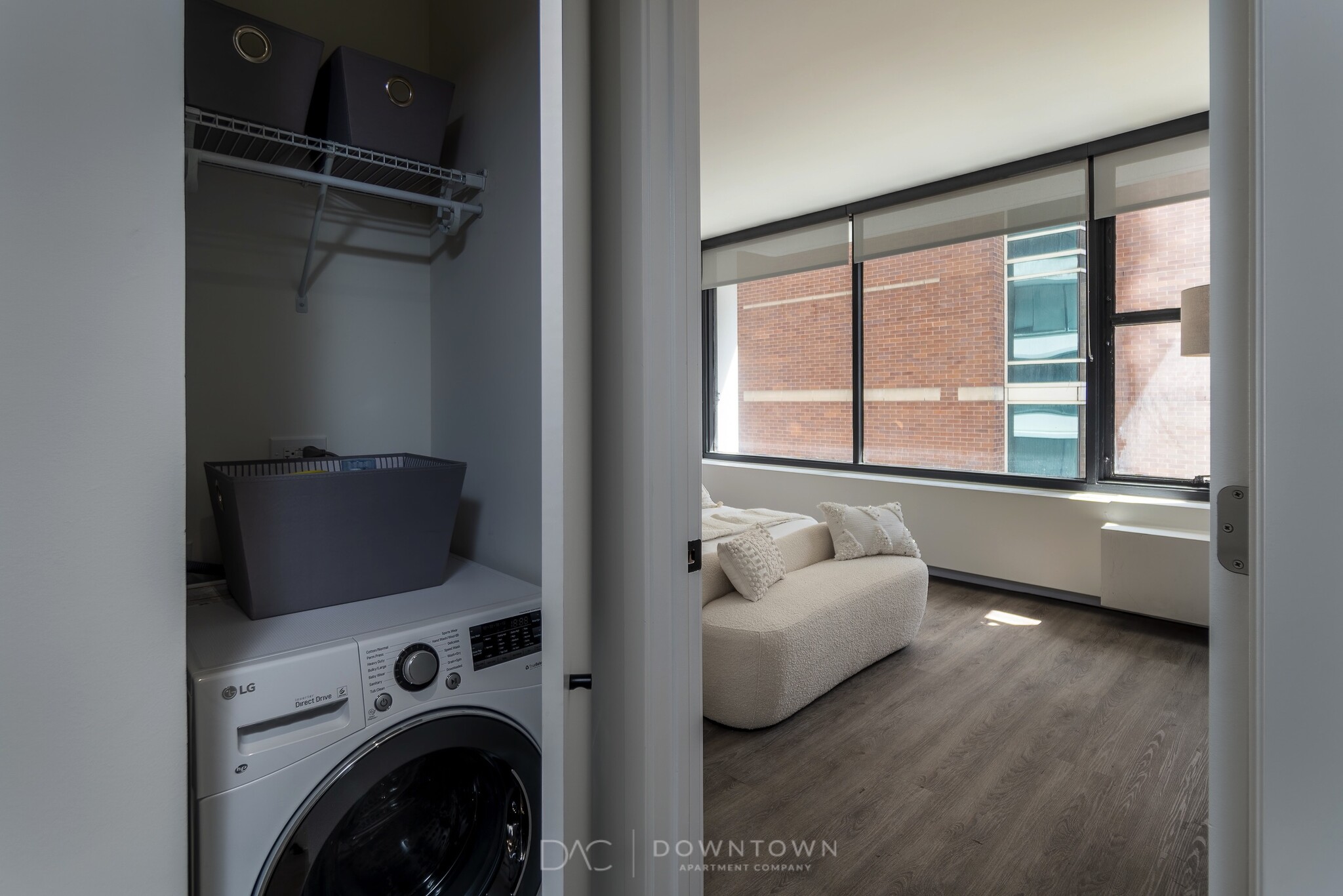 Building Photo - 6 E Chestnut St