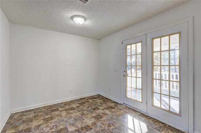 Building Photo - 4120 Elizabeth Ct