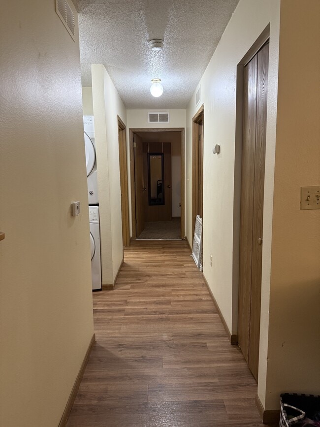 Building Photo - 4314 Maricopa Dr