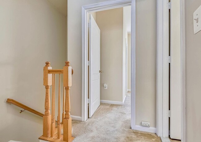 Building Photo - Resort-Style High View Townhome with 2-Car Garage, Private Office & Walkable Hunt Valley Location