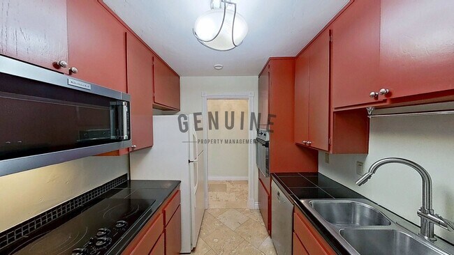 Building Photo - 12200 Montecito Rd