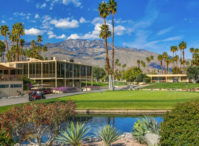 Building Photo - 215 Desert Lakes Dr