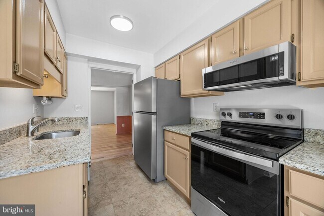 Building Photo - 1260 Masters Dr