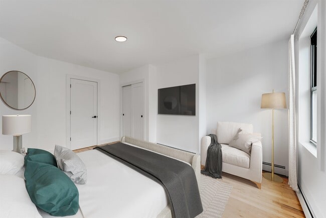 Building Photo - 216 Jefferson St