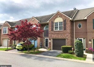 Building Photo - 1211 Lindsay Ln