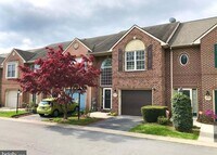 Building Photo - 1211 Lindsay Ln