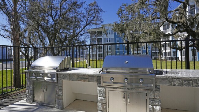 Building Photo - 2770 Mystic Pointe Pkwy