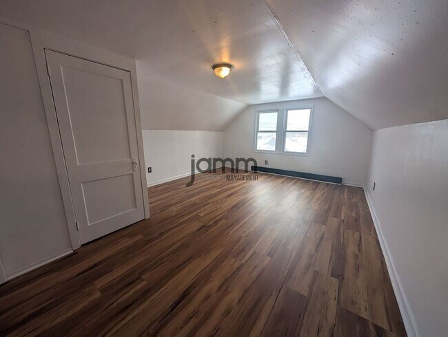 Building Photo - 10711 Joan Ave