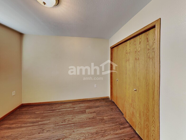 Building Photo - 3204 Birney Ct