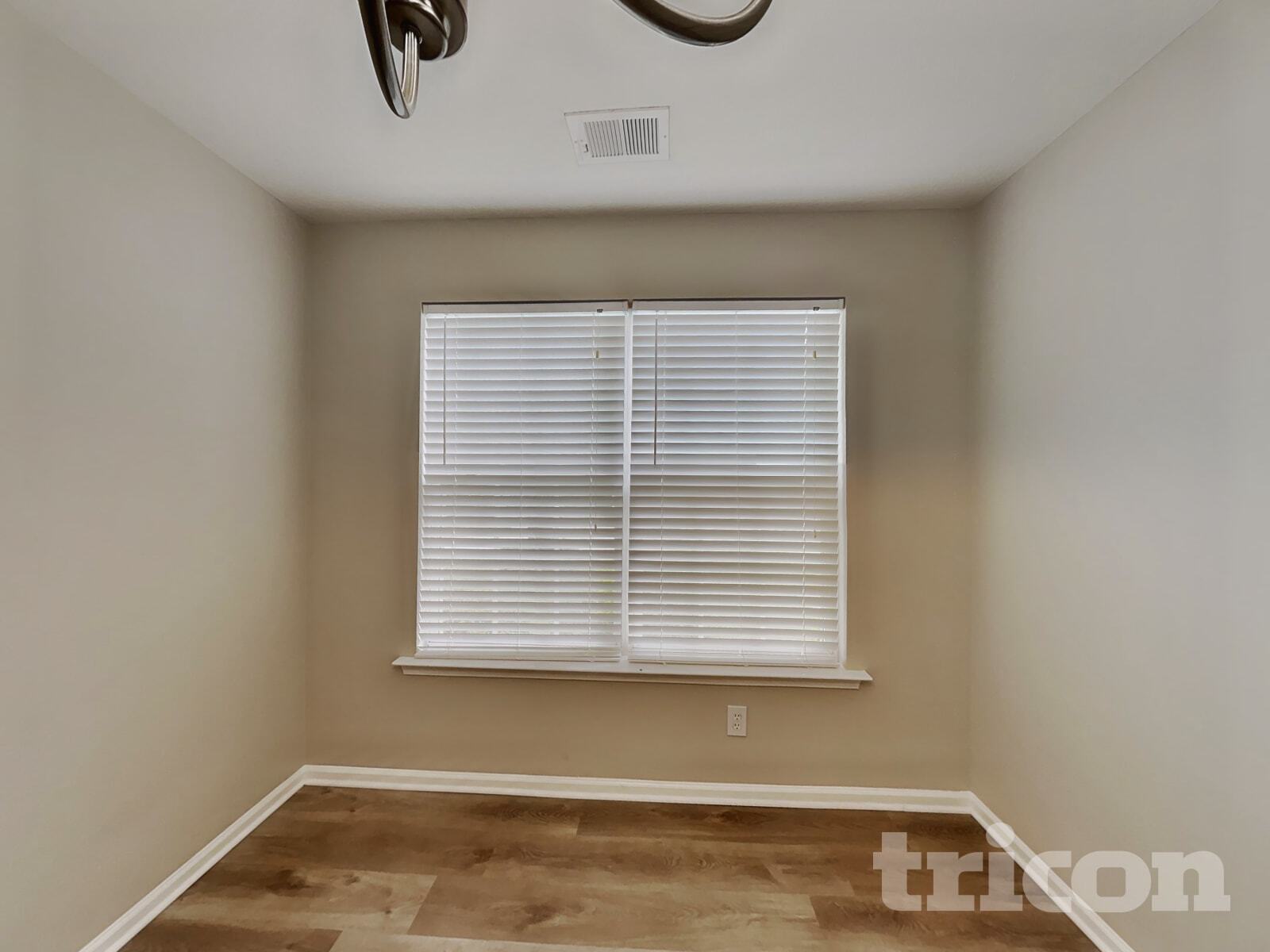 Building Photo - 110 Kingscreek Dr