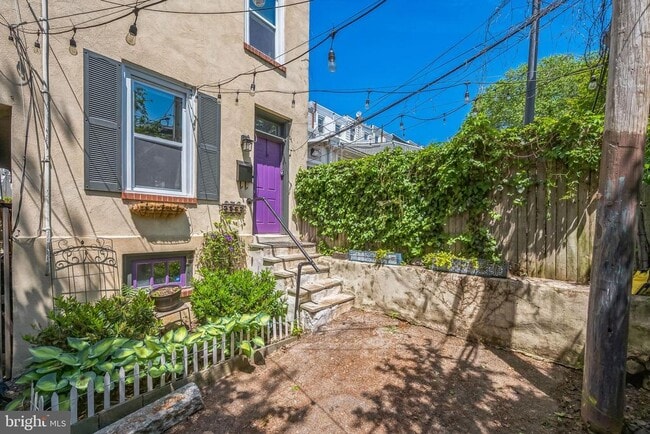 Building Photo - 3563 Lafayette St