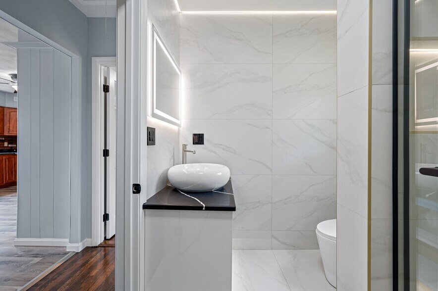 Building Photo - 7 Pasadena Pky