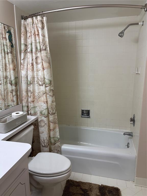 Building Photo - 4750 Cove Cir