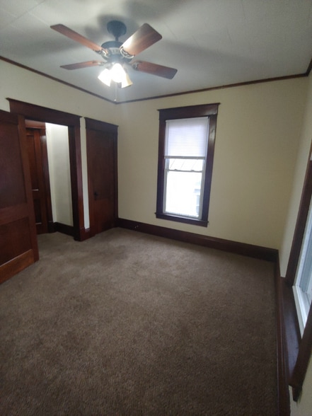 Building Photo - 102 Franklin St