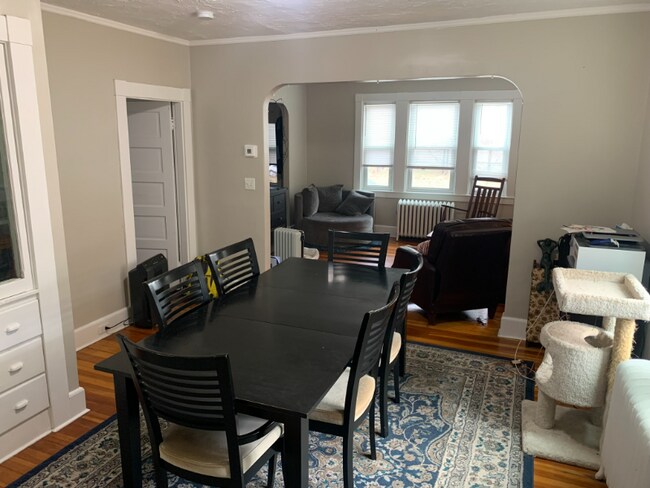 Building Photo - 46 Peirce St