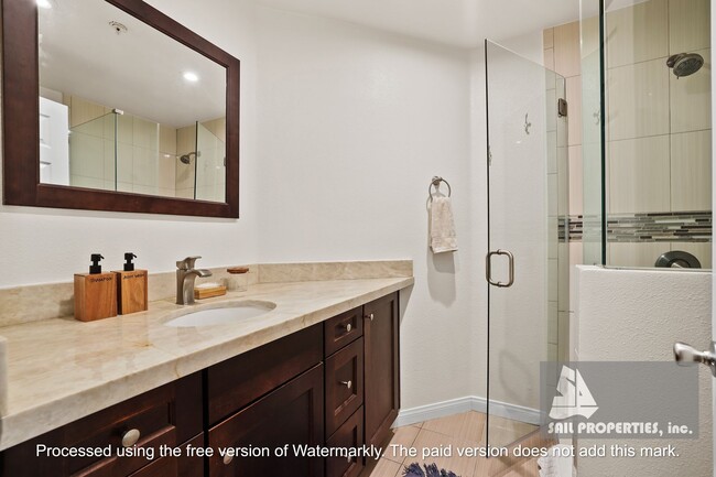Building Photo - Newly Renovated Vacation Rental with Ocean...