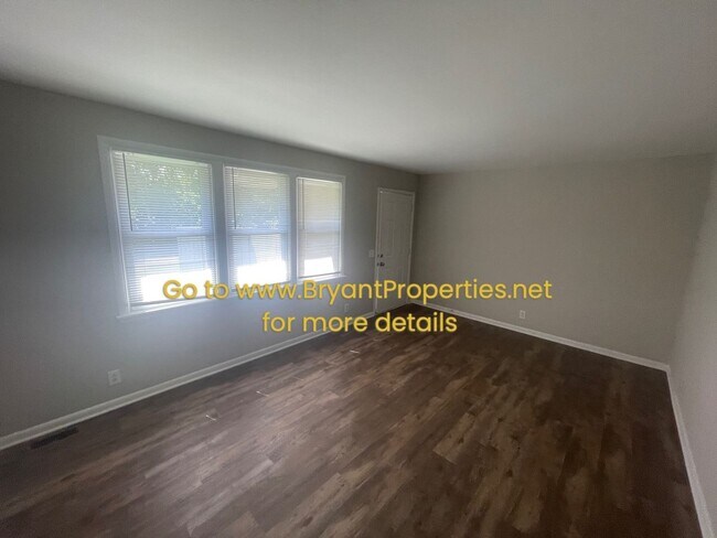 Building Photo - 502 Utley Dr