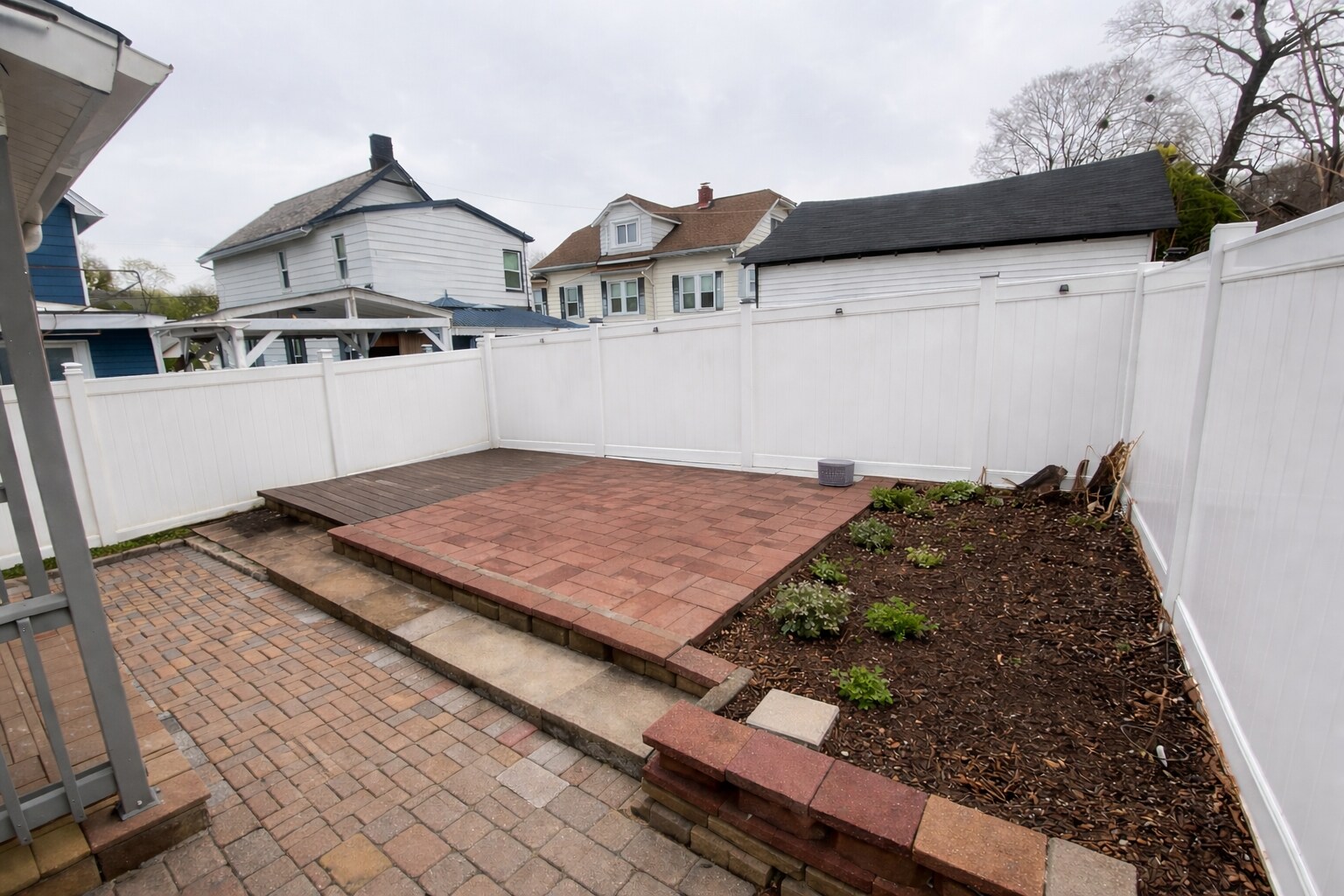 Building Photo - 53 Beech St