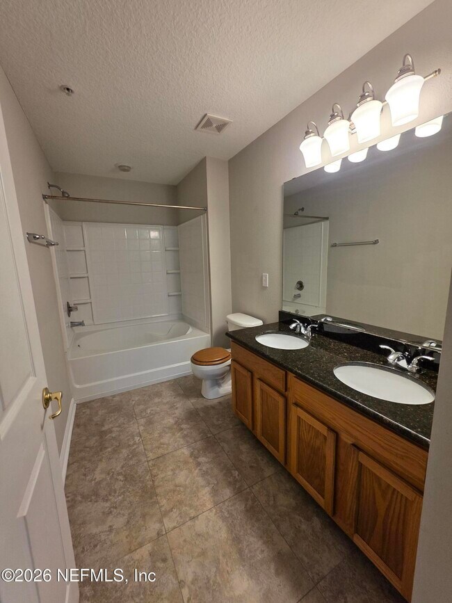 Building Photo - 785 Oakleaf Plantation Pkwy