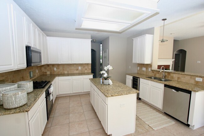 Building Photo - 13527 Catalano Ct