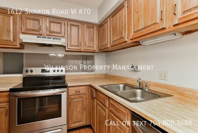 Building Photo - Charming 2-Bed, 2-Bath Retreat in the Hear...