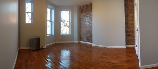 Building Photo - 506 11th St