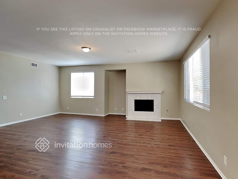 Building Photo - 41085 Chaco Canyon Rd