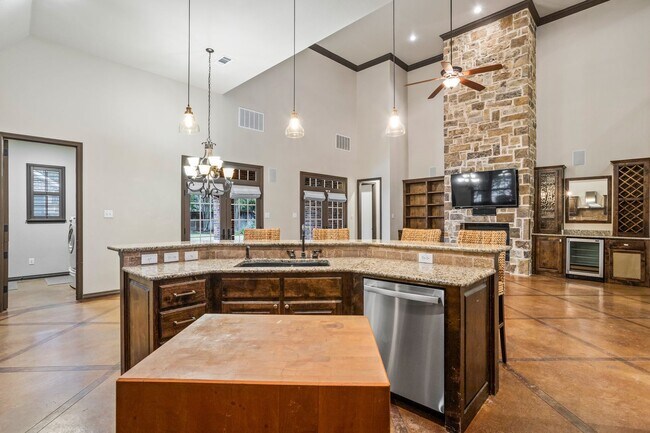 Building Photo - 3744 W Biddison St