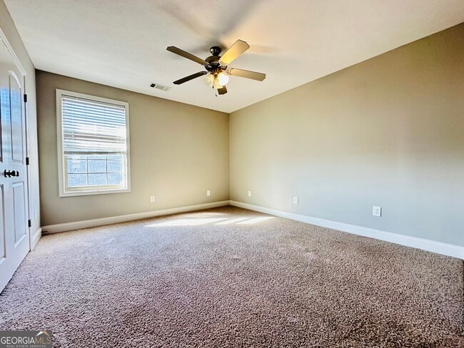 Building Photo - 1255 Woodville Ct